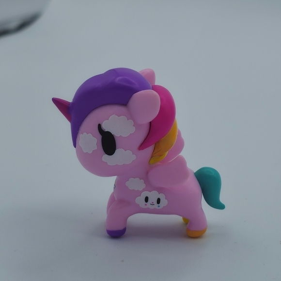 Tokidoki Neon Star Trixie Unicorno Mini Vinyl Figure - Picture 3 of 5
